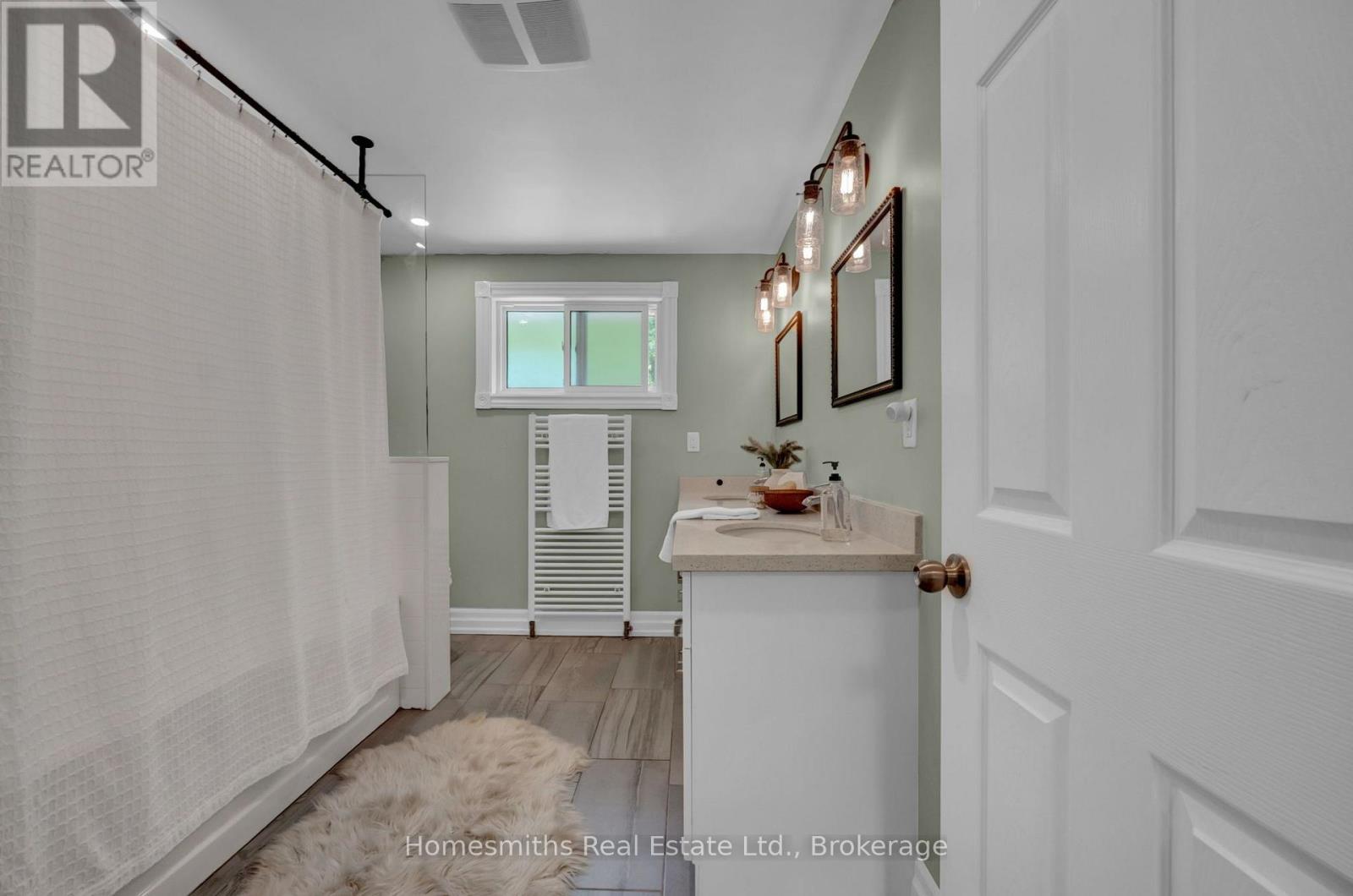 4726 MAIN STREET - 29