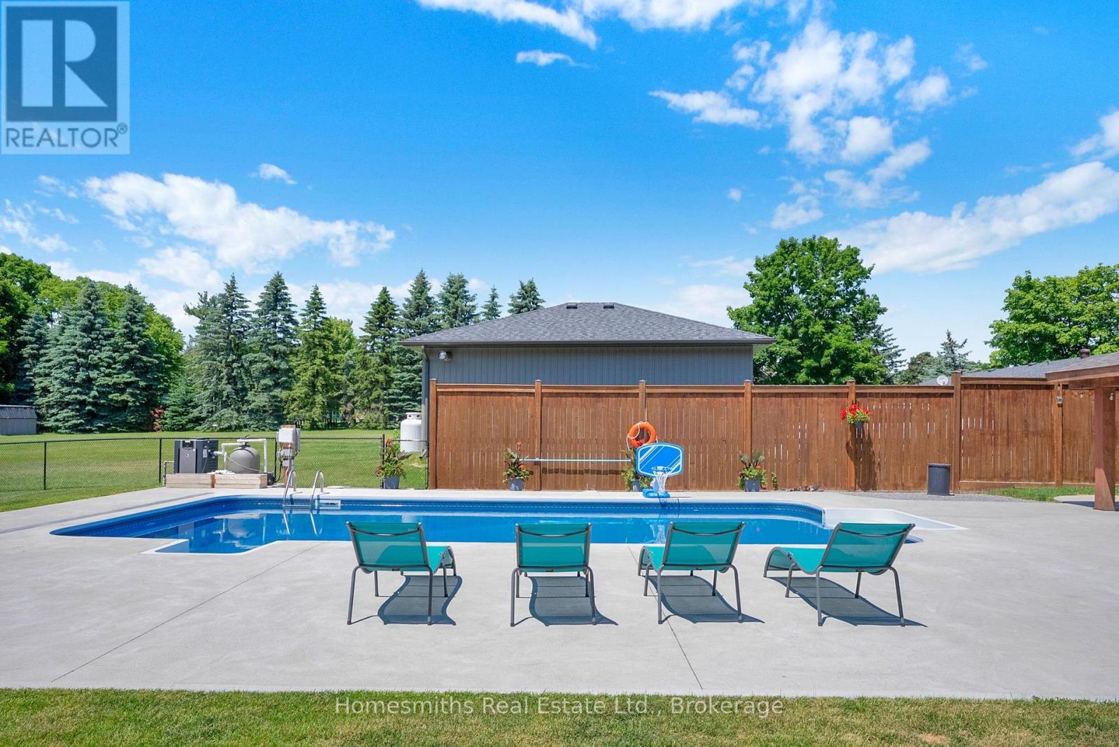 4726 MAIN STREET - 39