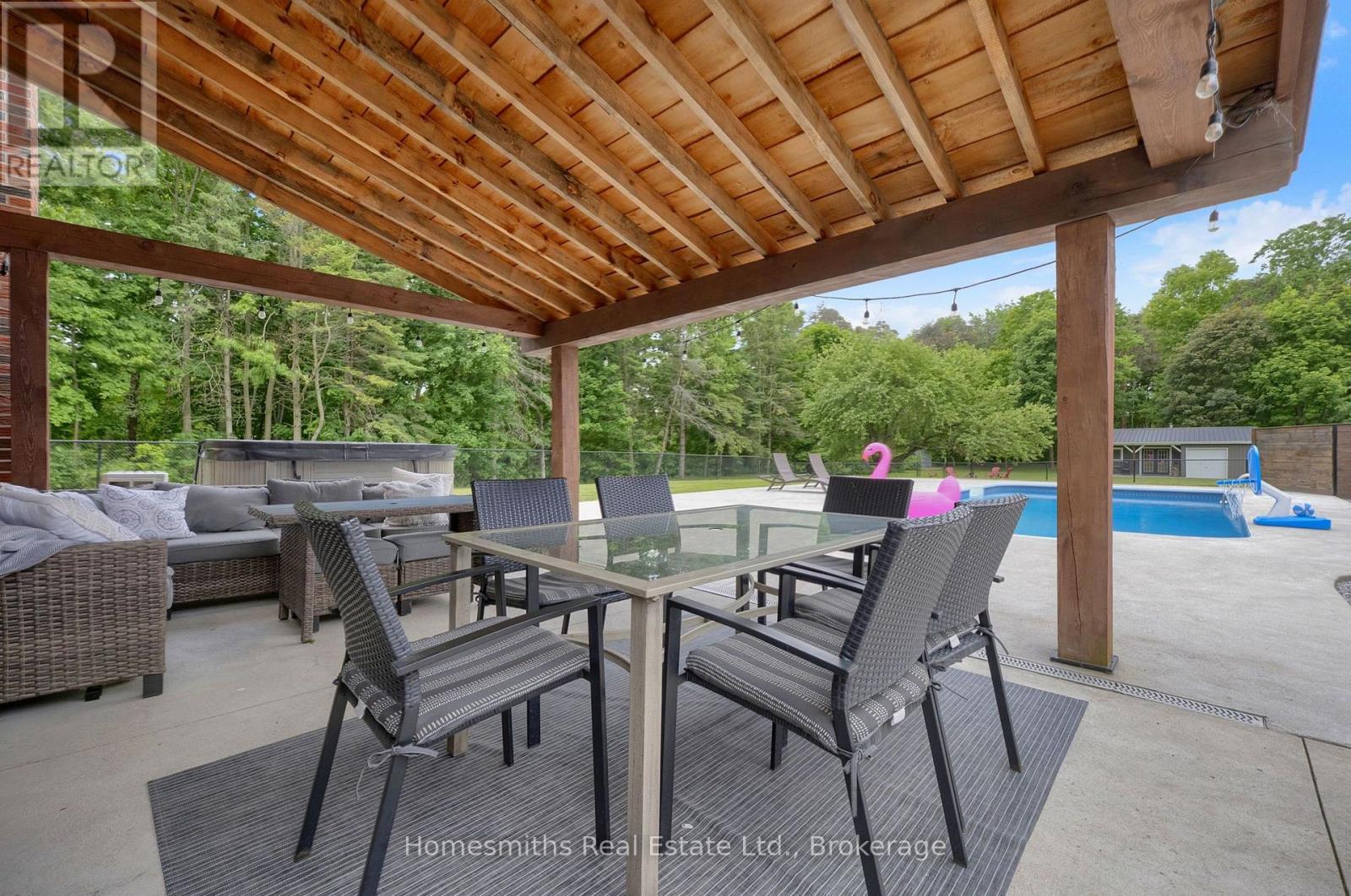 4726 MAIN STREET - 44
