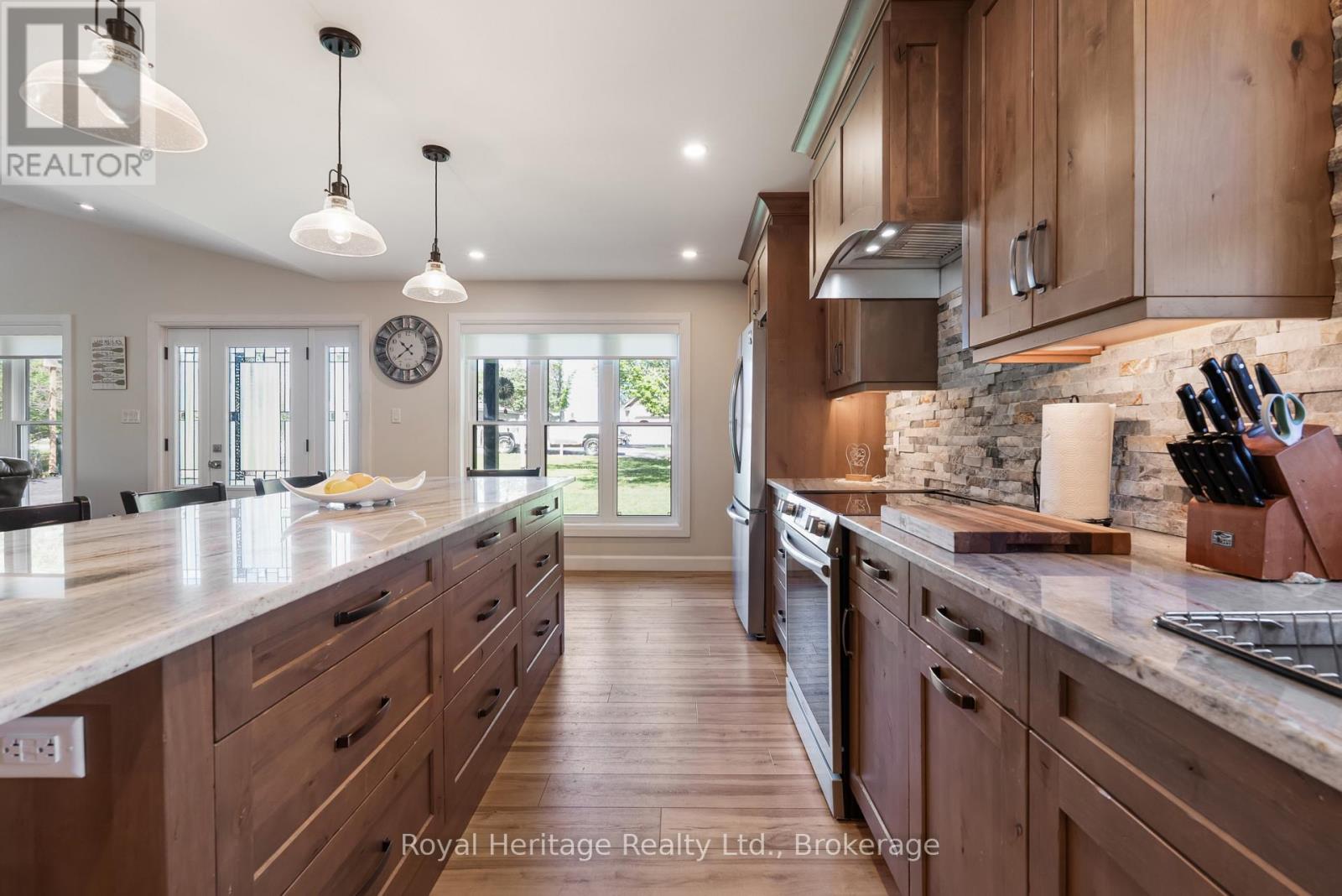 35 LESLIE FROST LANE - Image 10