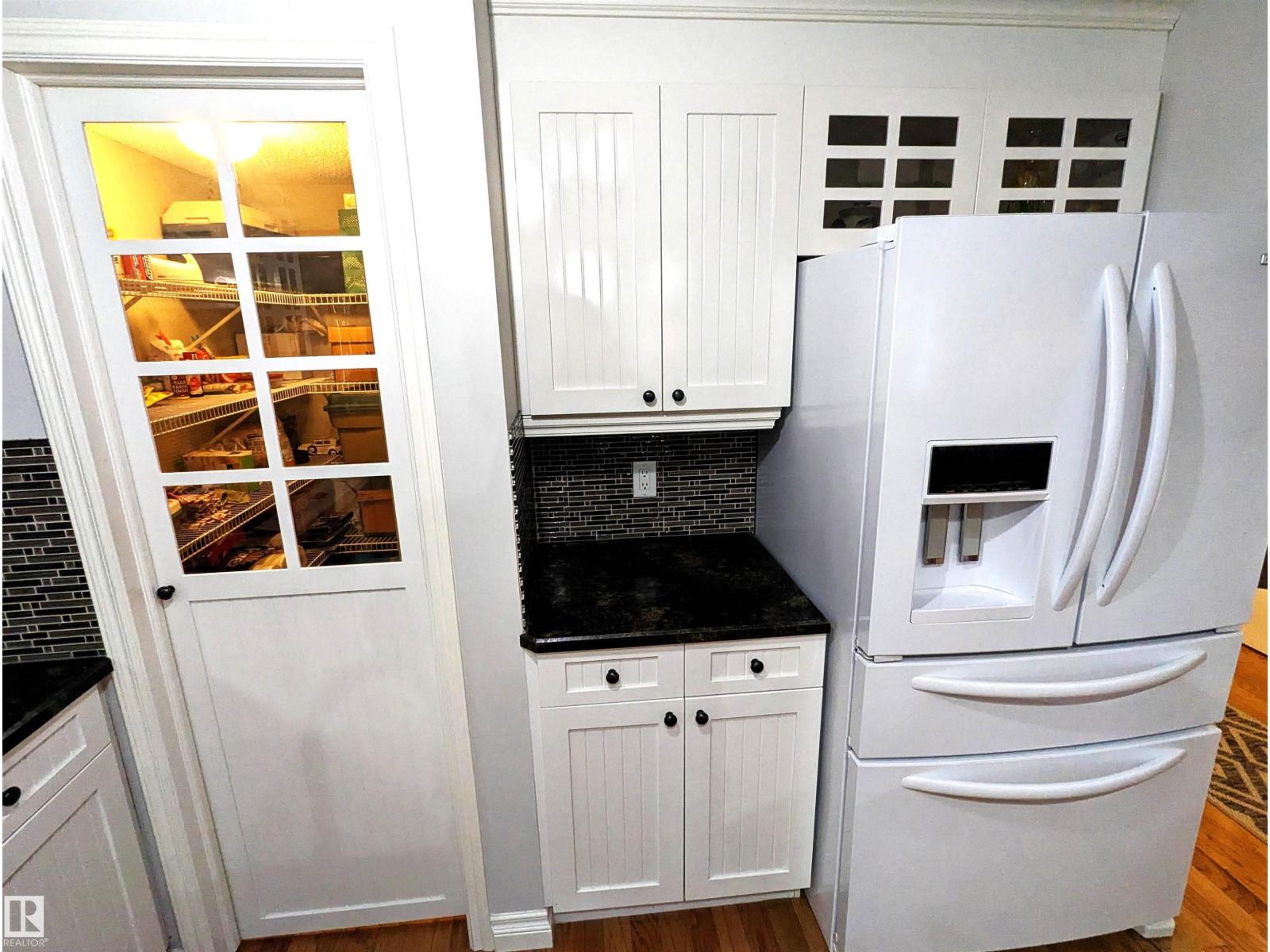 #302 9811 96A ST NW - Image 13