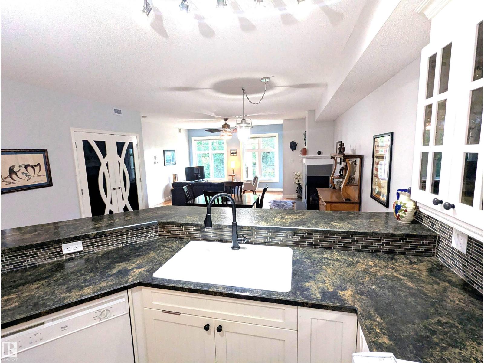 #302 9811 96A ST NW - Image 15