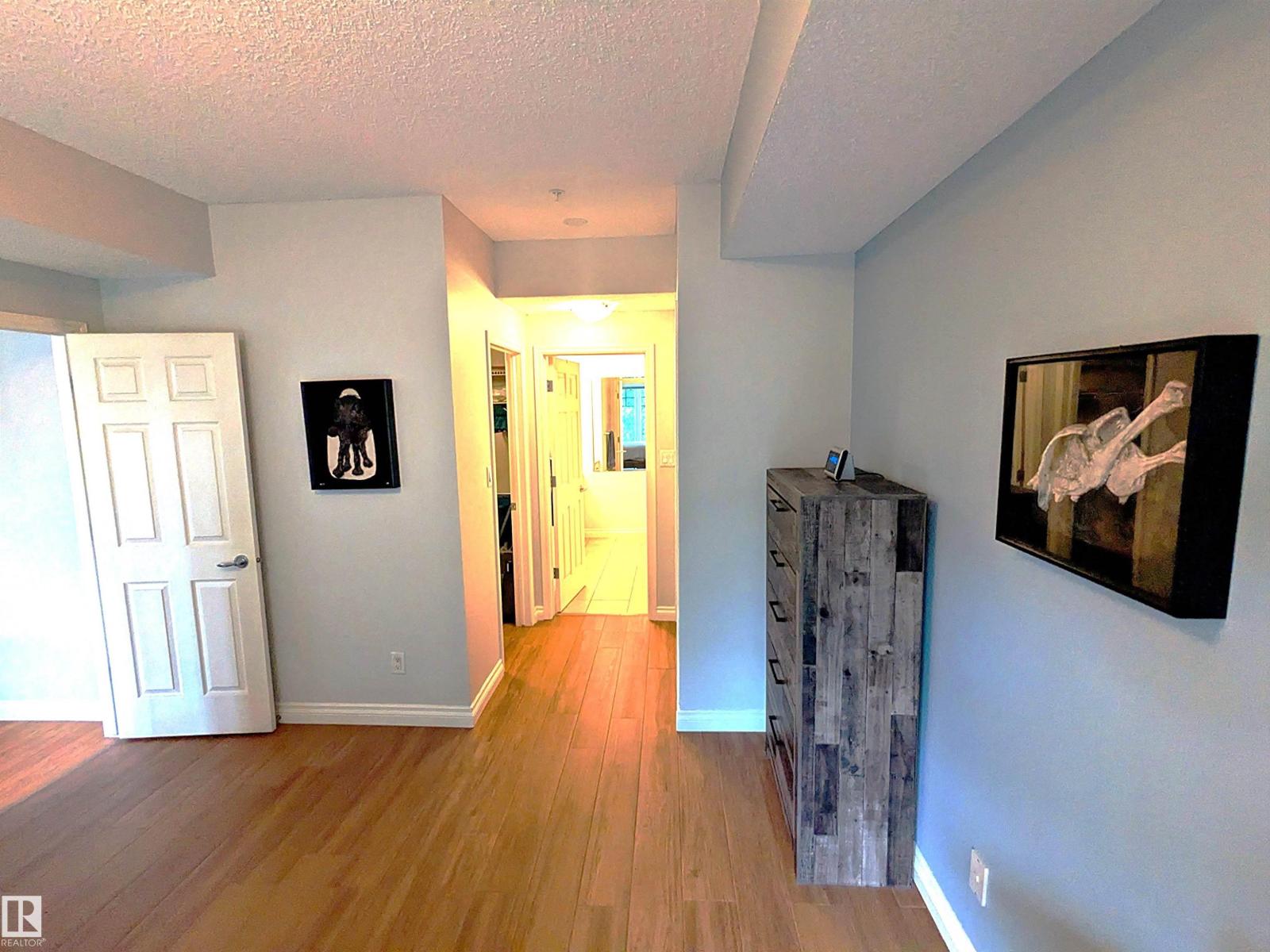 #302 9811 96A ST NW - Image 32