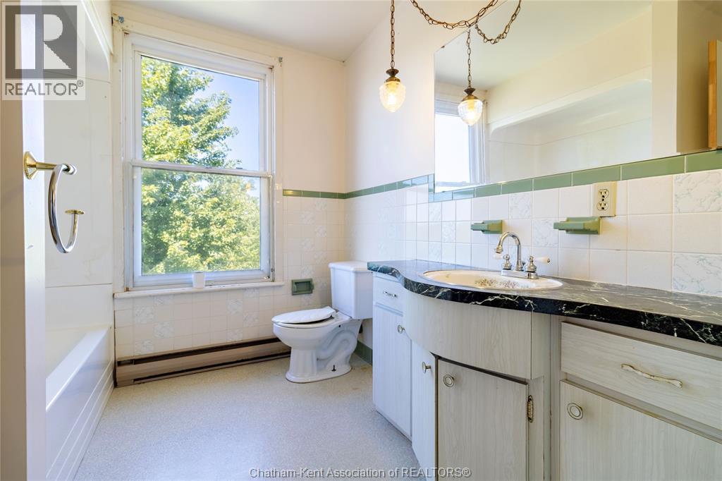 10585 Boundary LINE - 31