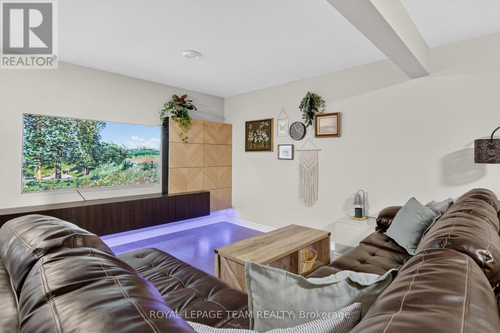 143 ST MALO PLACE - Image 19