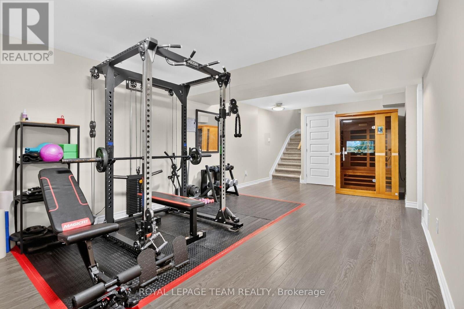 143 ST MALO PLACE - Image 24