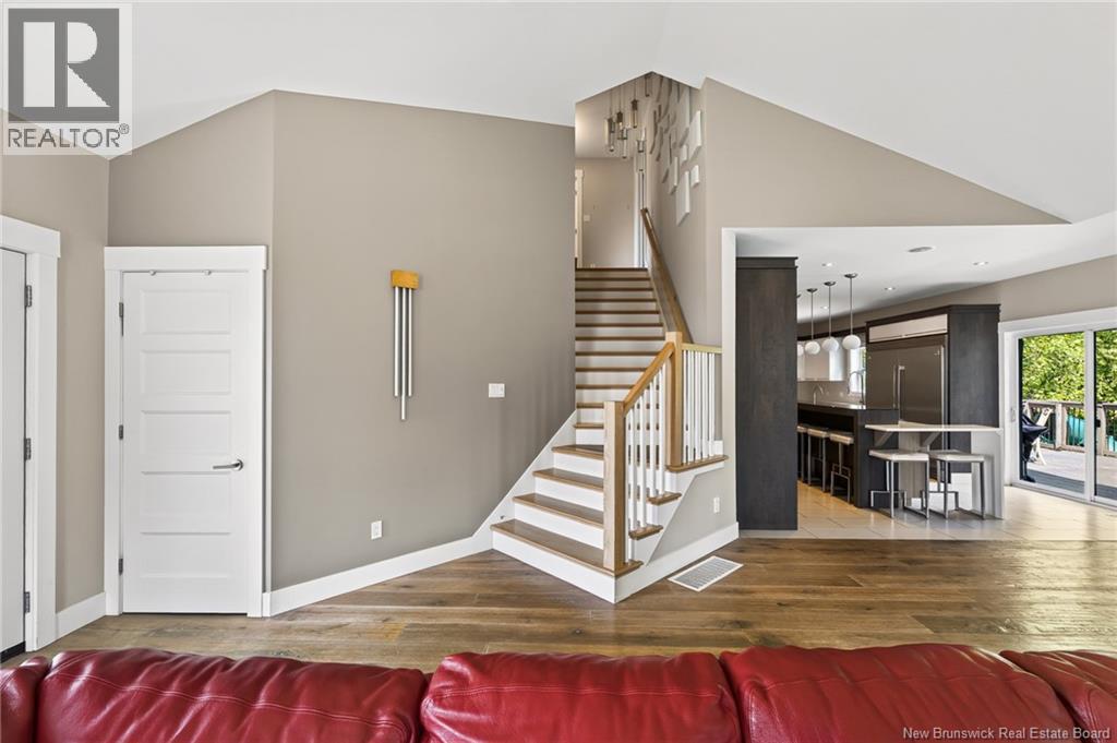 165 Larochelle - Image 18
