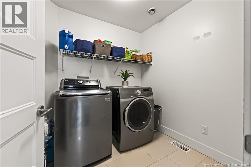 165 Larochelle - Image 23