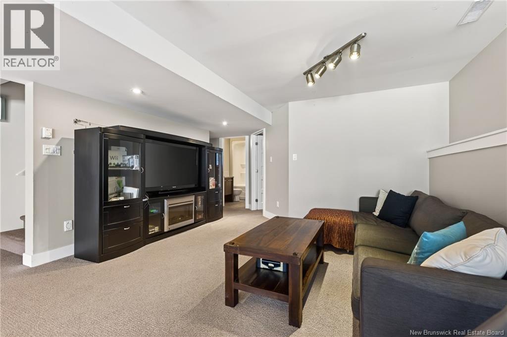 165 Larochelle - Image 33