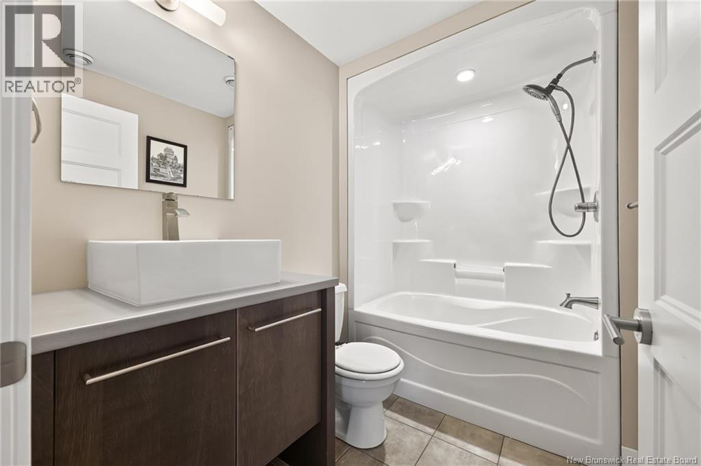 165 Larochelle - Image 35