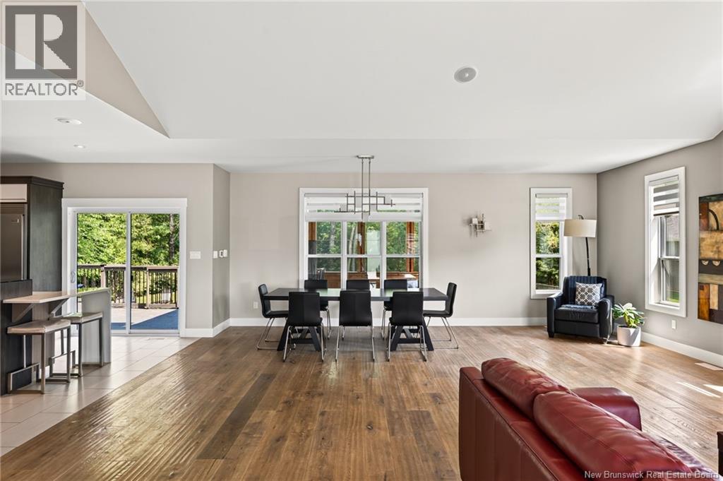 165 Larochelle - Image 9