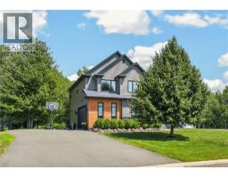 165 Larochelle, Dieppe, NB E1A9N5 Photo 49