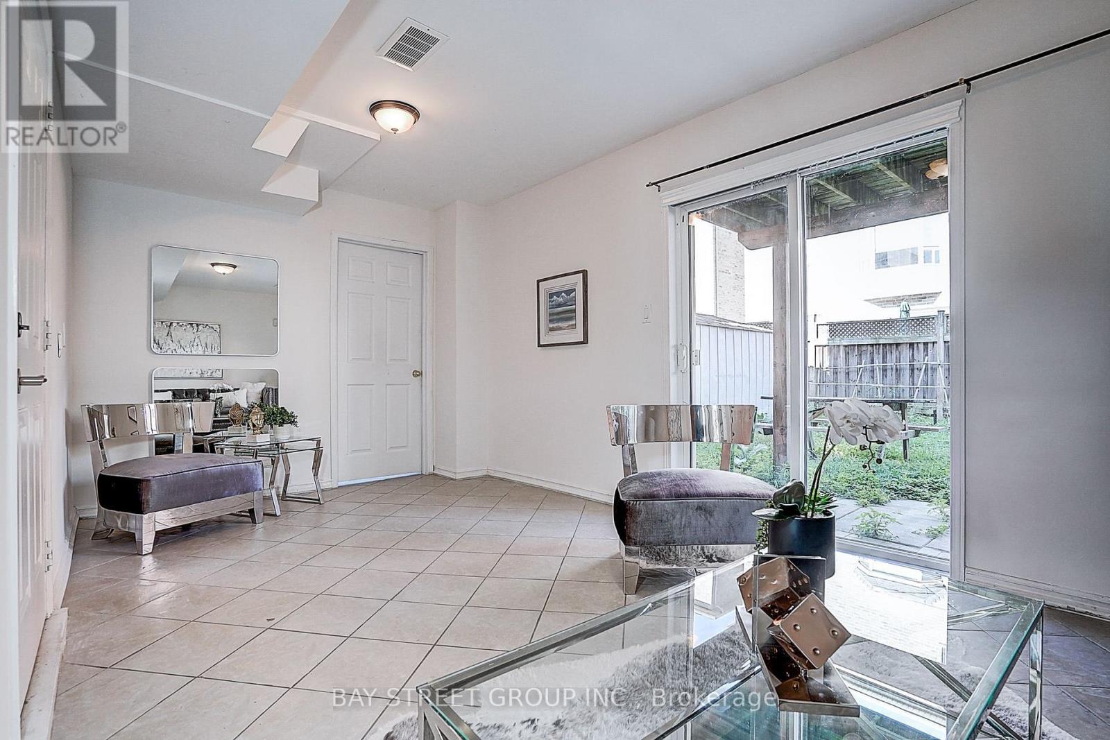 57 GAIL PARKS CRESCENT - 31