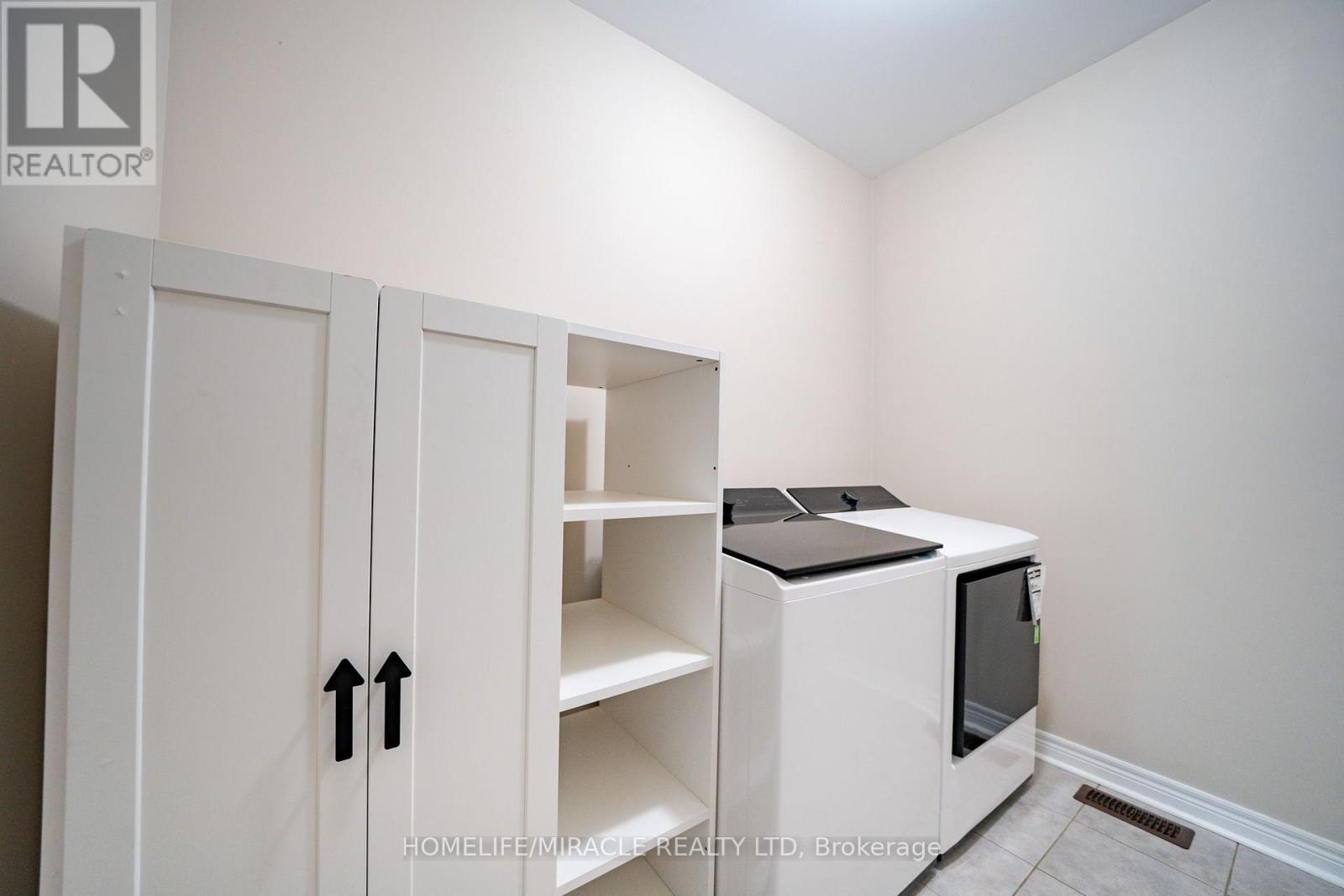 544 BESSBOROUGH DRIVE - 10