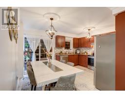 17 Rock Haven Lane, Brampton, ON L6X0H2 Photo 12
