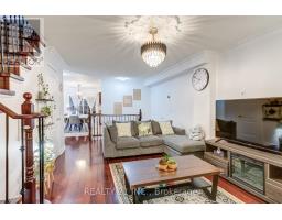 Family room - 17 Rock Haven Lane, Brampton, ON L6X0H2 Photo 8