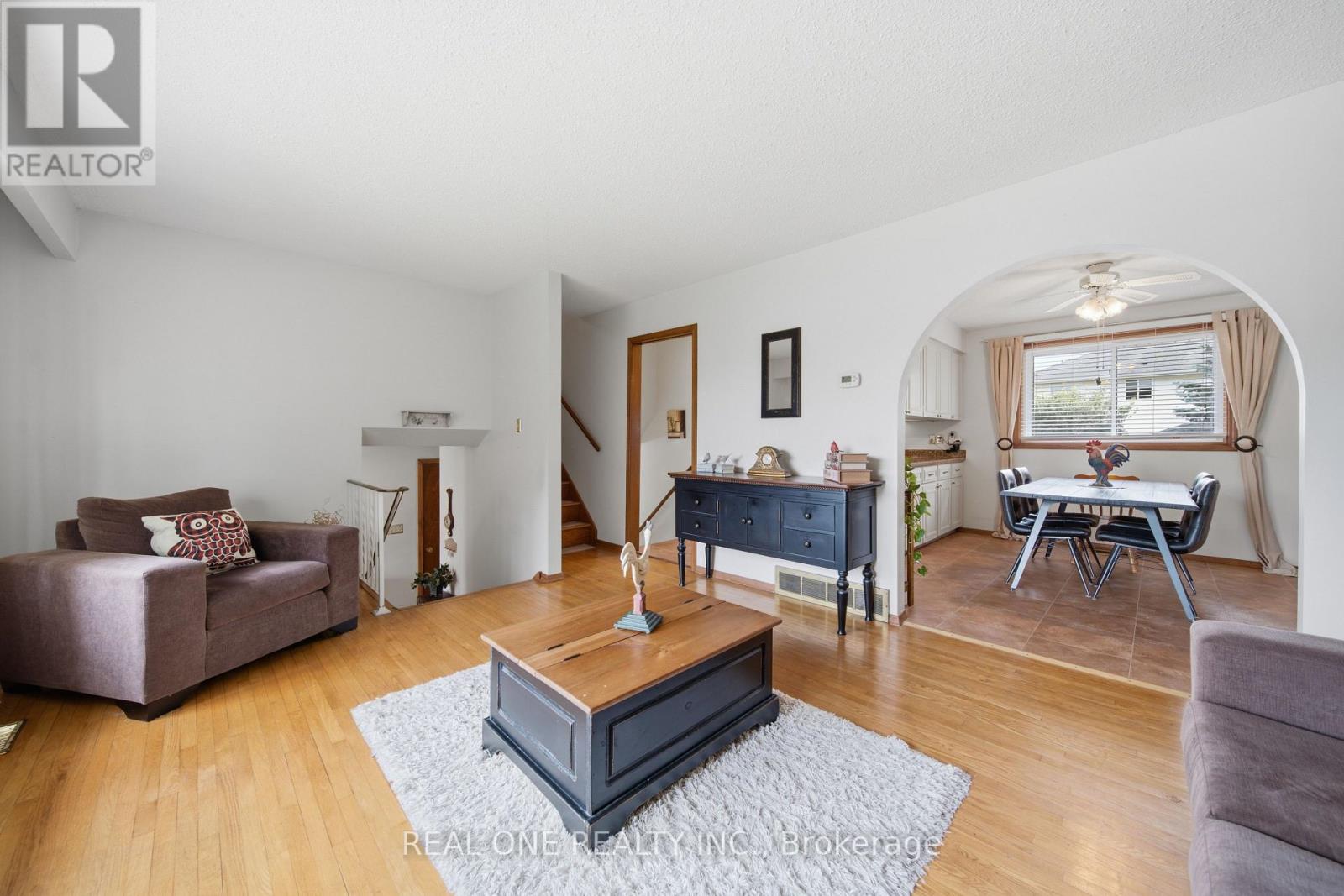 111 GLENBURNIE DRIVE - 15