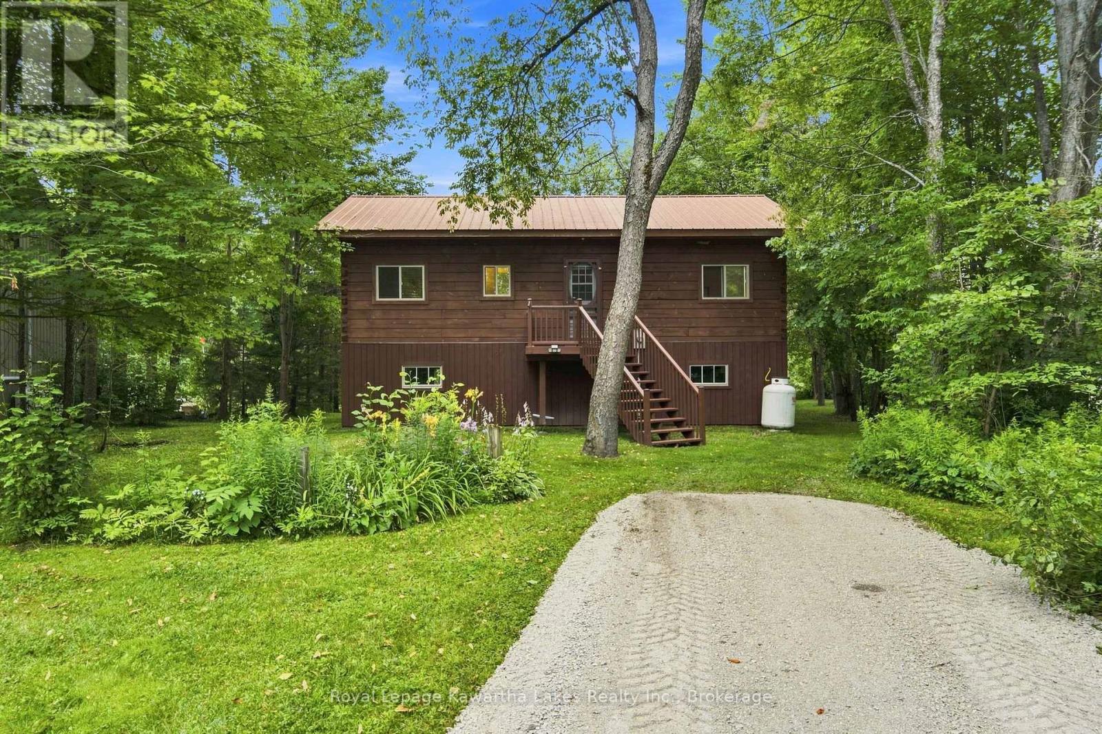 9 CROOKED COURT - Image 25