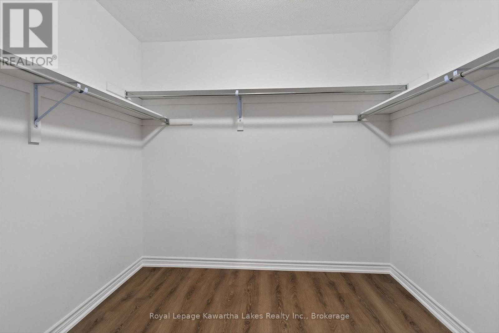 19 HENNESSEY CRESCENT - Image 31