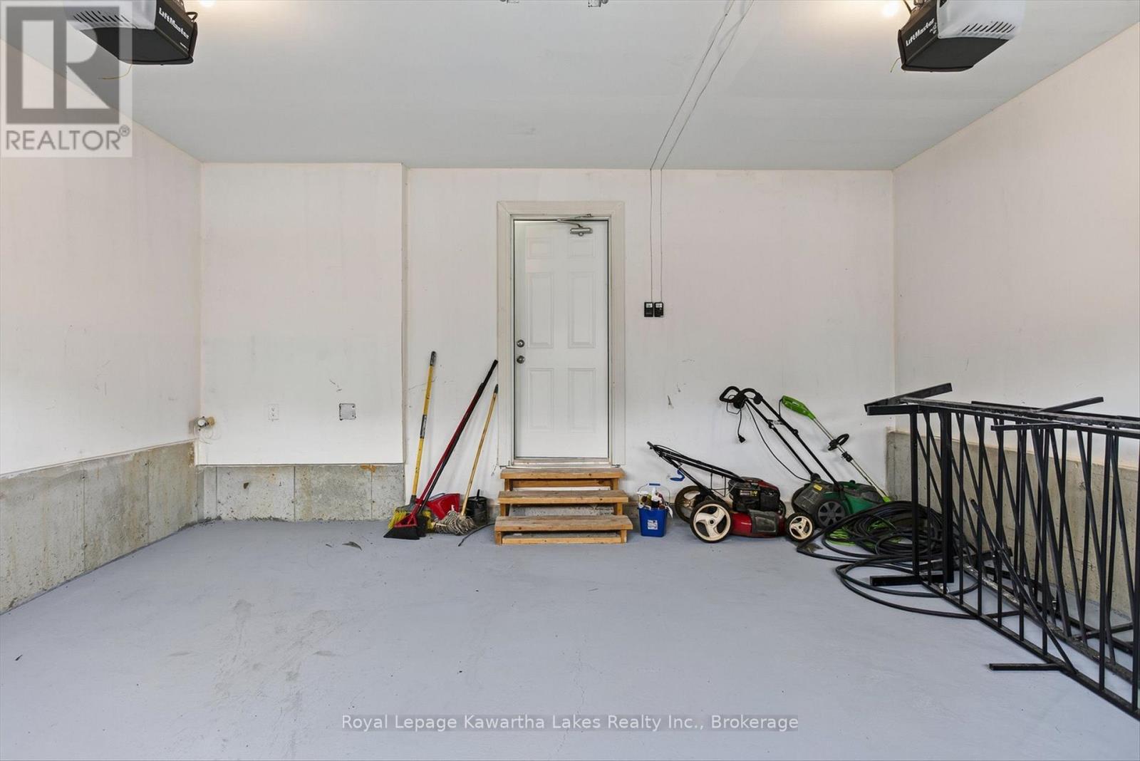 19 HENNESSEY CRESCENT - Image 41