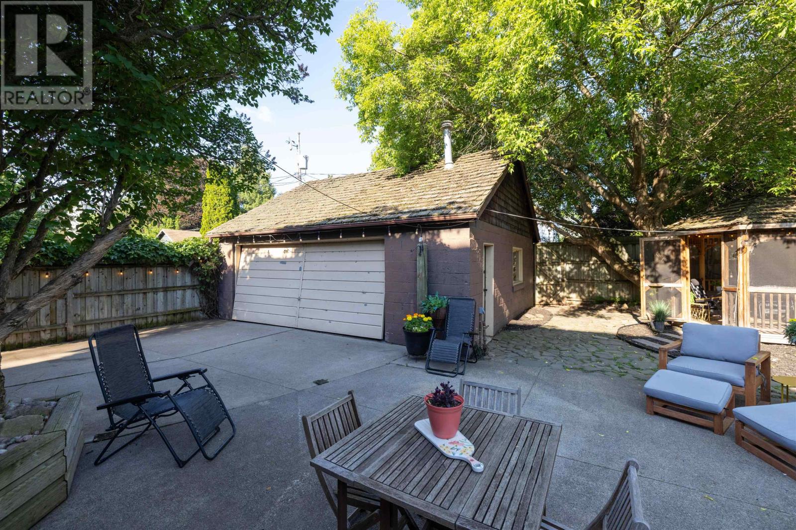 427 Norah ST S - 46