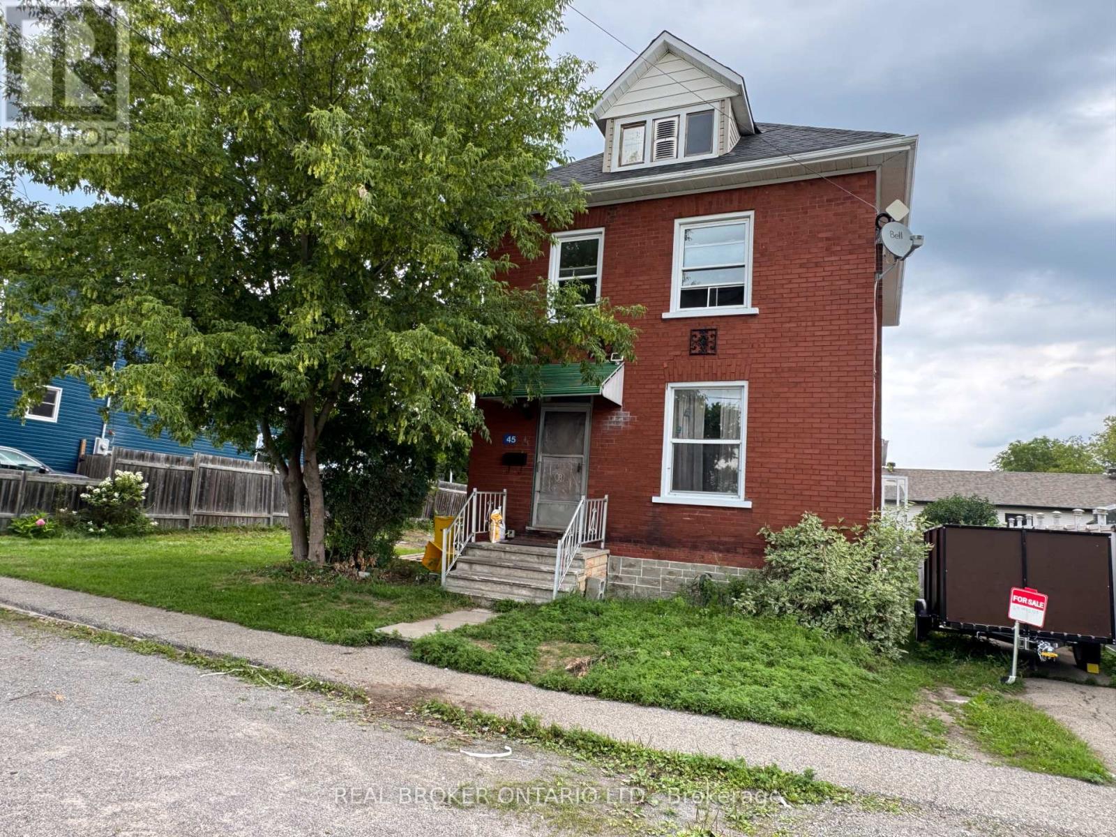 45 ALICE STREET, Smiths Falls — photo 2