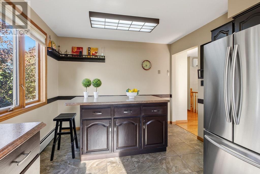 71 Chantal Crescent - Image 3