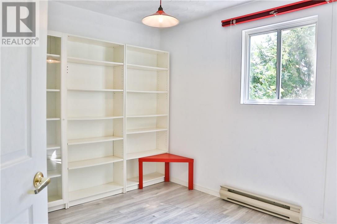 431 Edgewater - Image 14