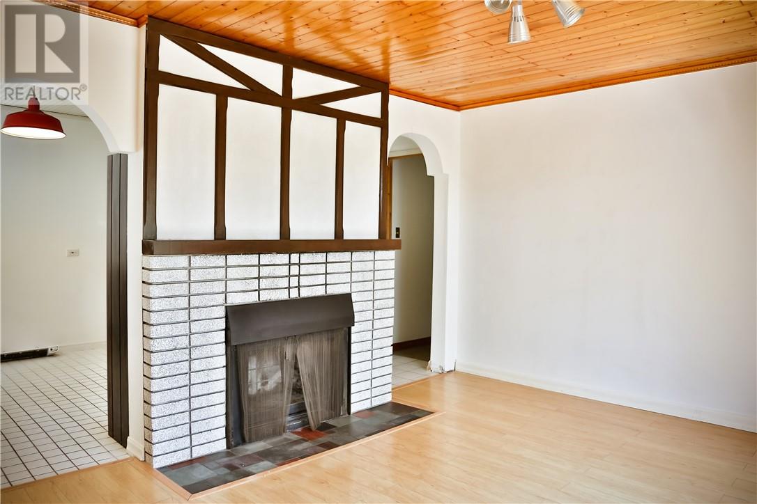 431 Edgewater - 7