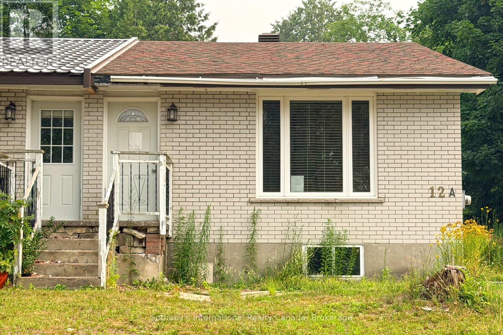 12A VALLEY DRIVE - 2