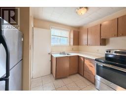 12a Valley Drive, Bracebridge, ON P1L1B8 Photo 12