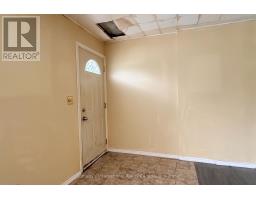 Family room - 12a Valley Drive, Bracebridge, ON P1L1B8 Photo 7