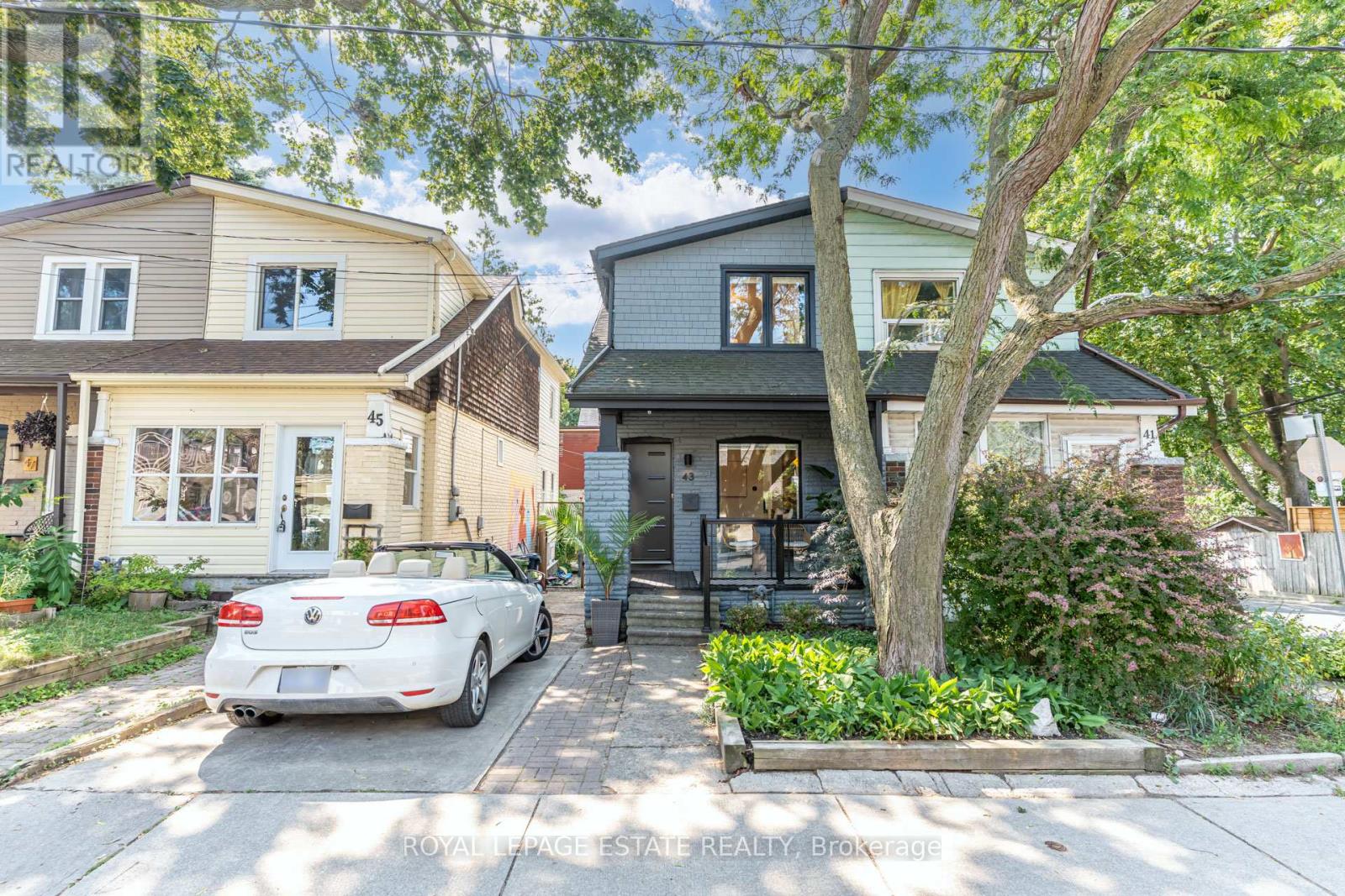 Photo of 43 Fairford Avenue