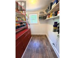 31 Carmelite Road thumbnail 12