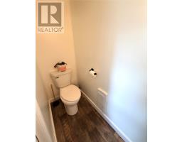31 Carmelite Road thumbnail 20