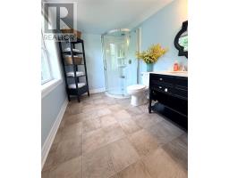 31 Carmelite Road thumbnail 28