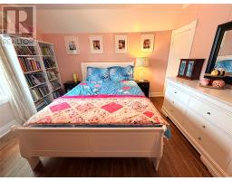 31 Carmelite Road thumbnail 30