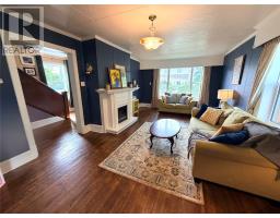 31 Carmelite Road thumbnail 6