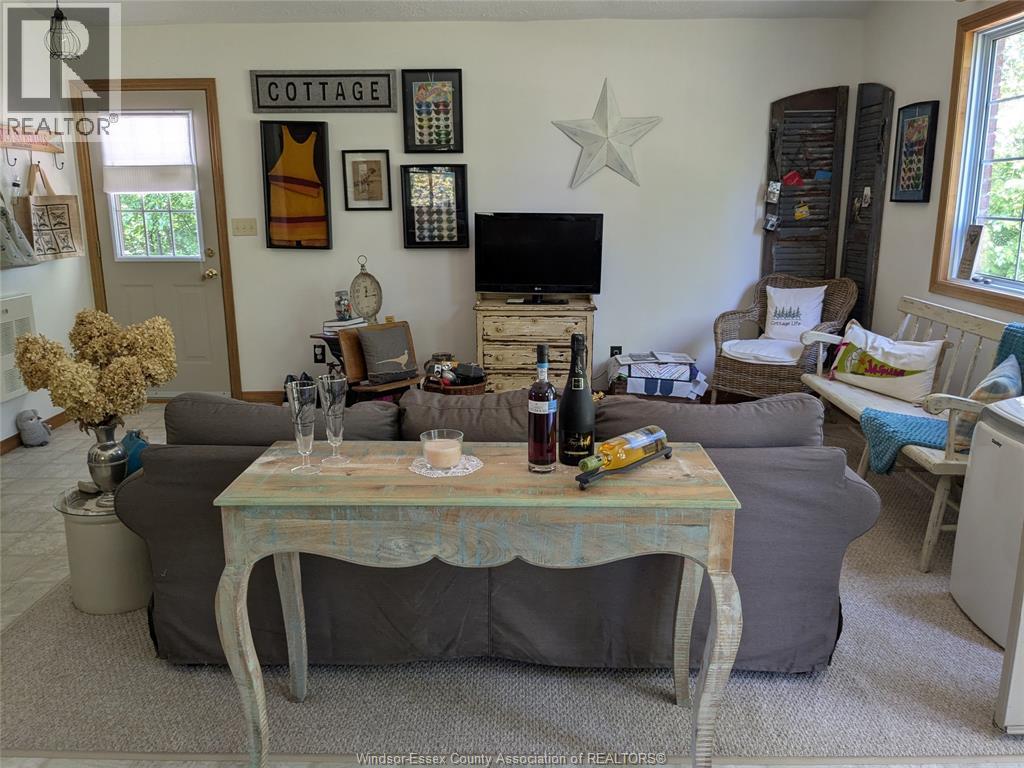 22 PATSY LANE, Pelee Island — photo 3