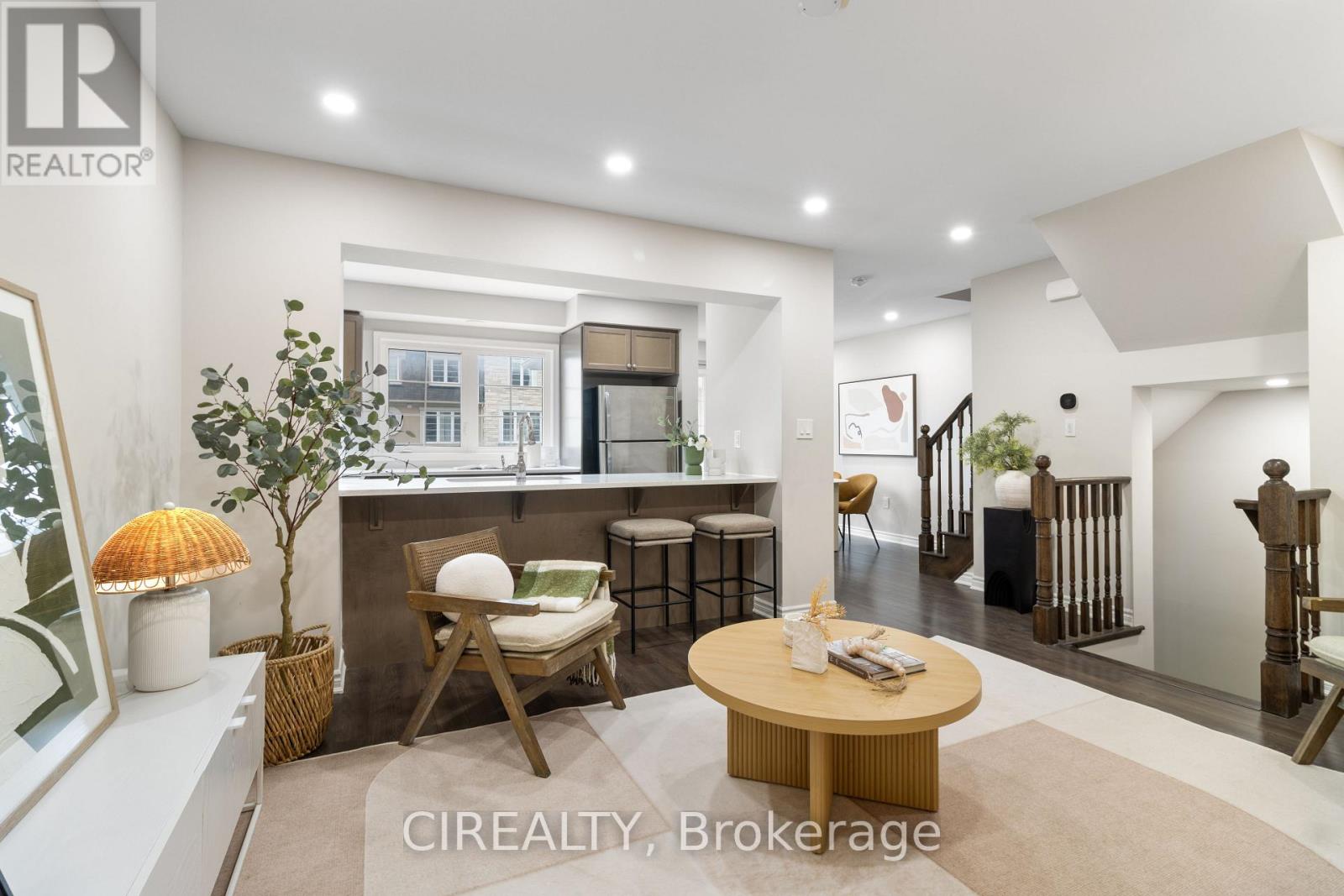 48 CASELY AVENUE - 3