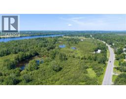 423 Route 105, Maugerville, NB E3A8N3 Photo 18