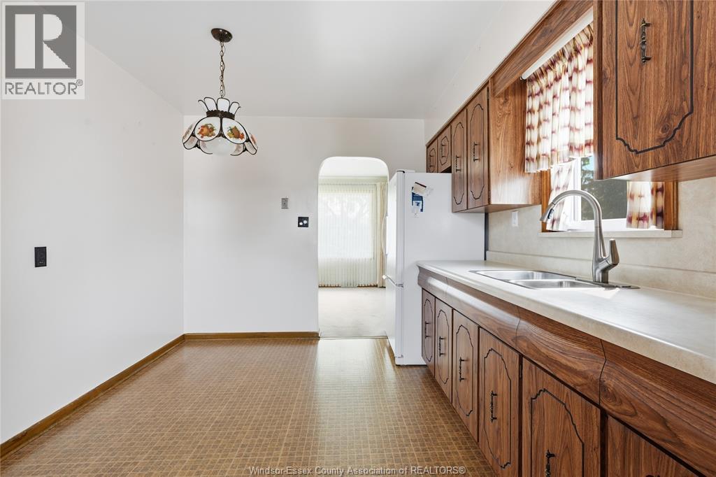 2631 ASKIN AVENUE - 11