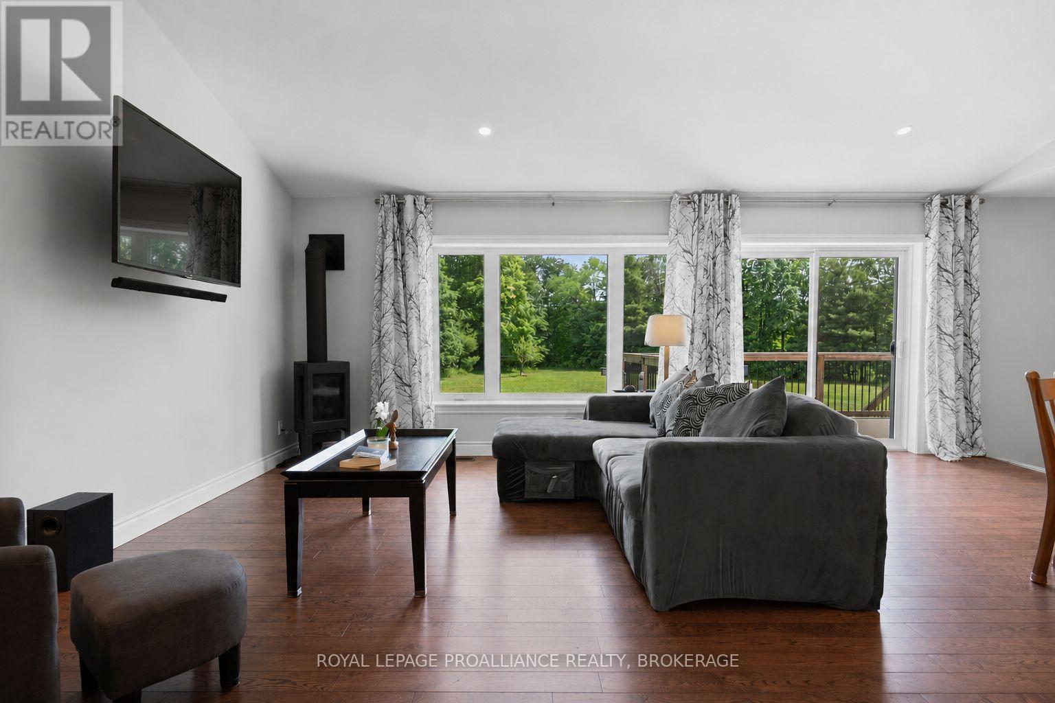 2800 DESERT LAKE ROAD - Image 15