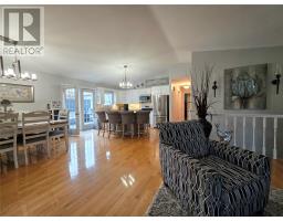 2 Rowsell Street thumbnail 10