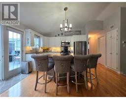 2 Rowsell Street thumbnail 6