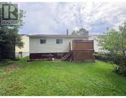 71 Premier Drive thumbnail 32