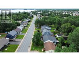 71 Premier Drive thumbnail 33