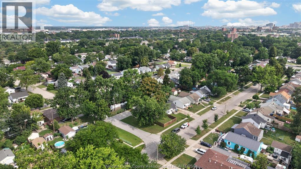 1170 STRATHMORE AVE - 33
