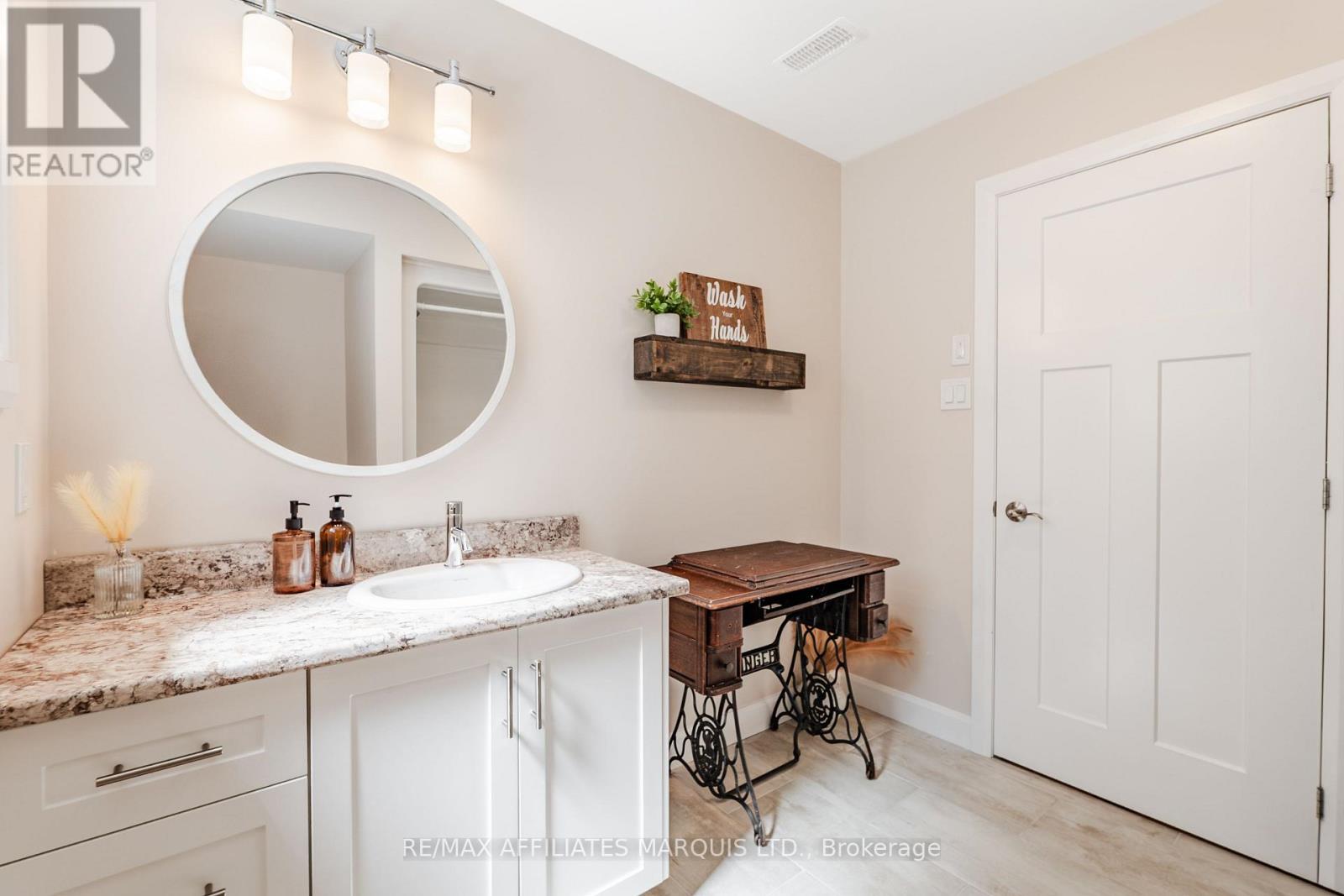 2391 WATSON CRESCENT - 33