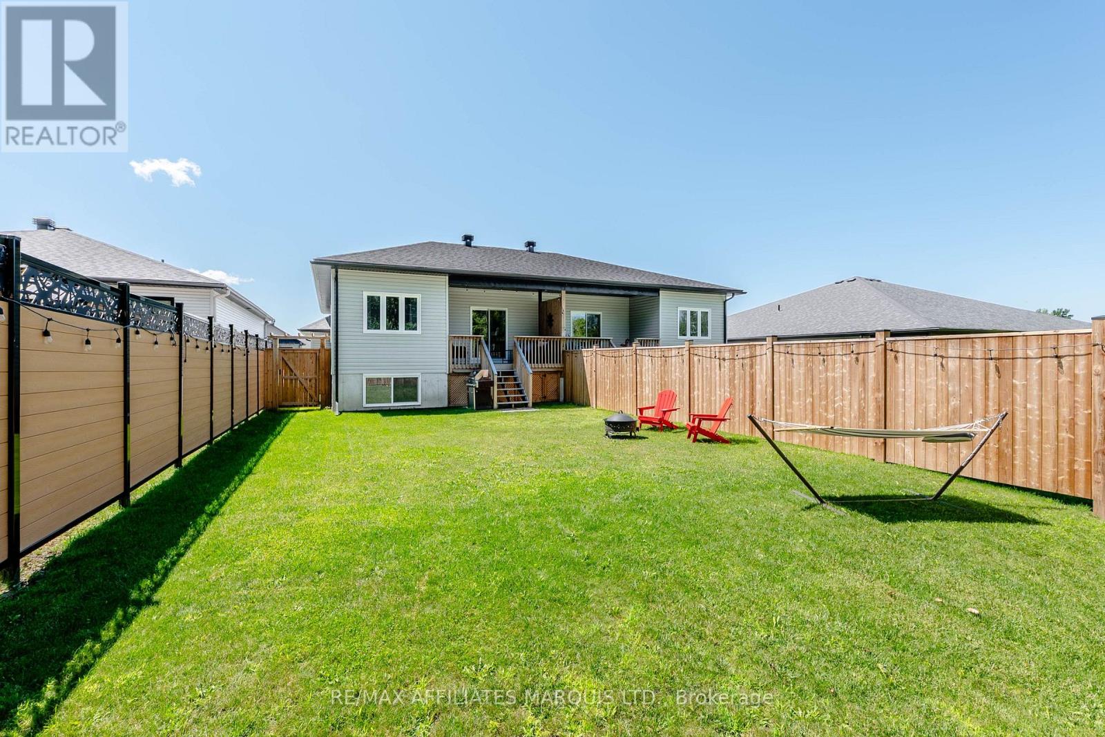 2391 WATSON CRESCENT - 38